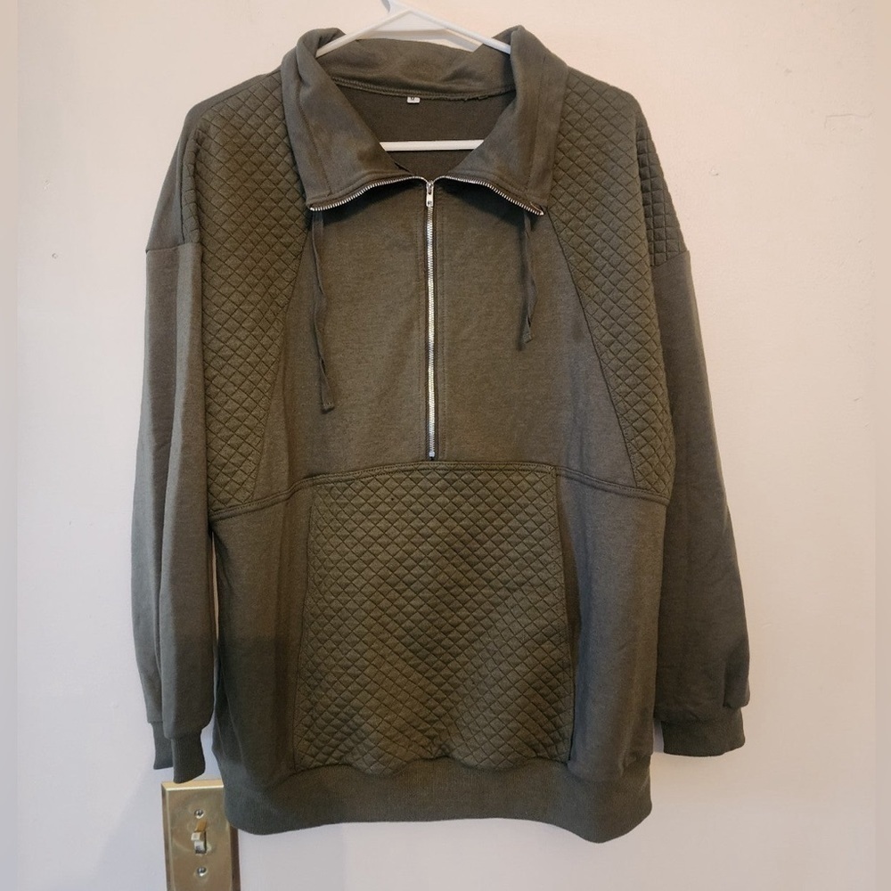 Olive green 1/4 zip sweatshirt men's medium